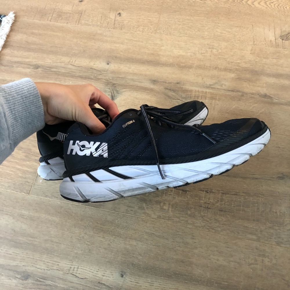 Hoka One One Clifton 6